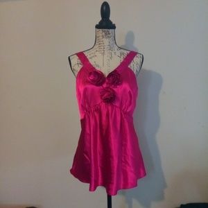 Isadora Fushia Top Sz 12 Flower Details Rear Zip
